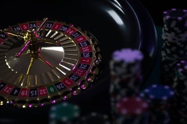 Treasures Aztec bonus feature and symbol payout table